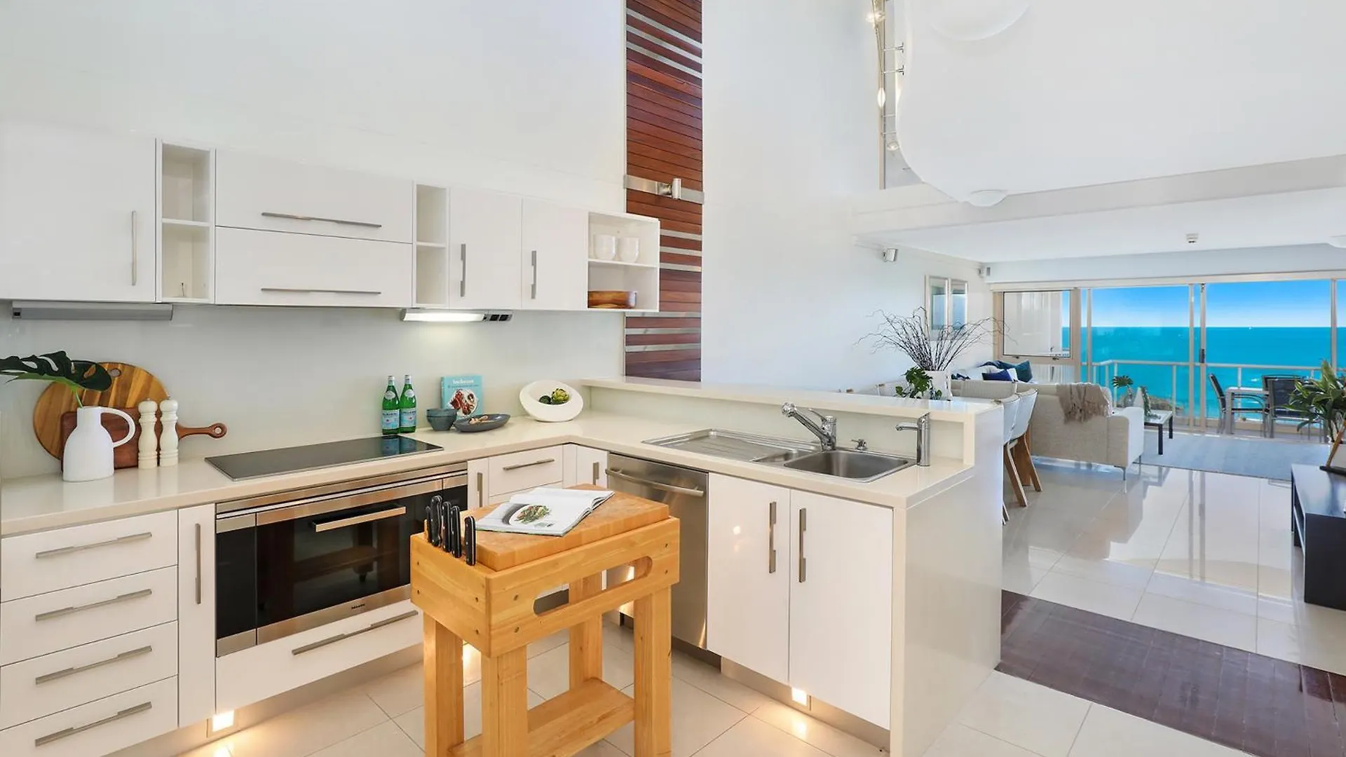 Osprey Apartments Mooloolaba